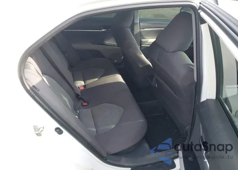 2020 Toyota Camry Le Hybrid z USA, uszkodzony, nr VIN 4T1E31AK6LU009314